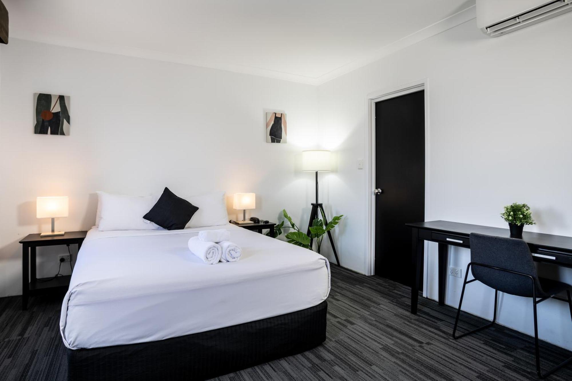 Joondalup City Hotel Perth Exterior foto