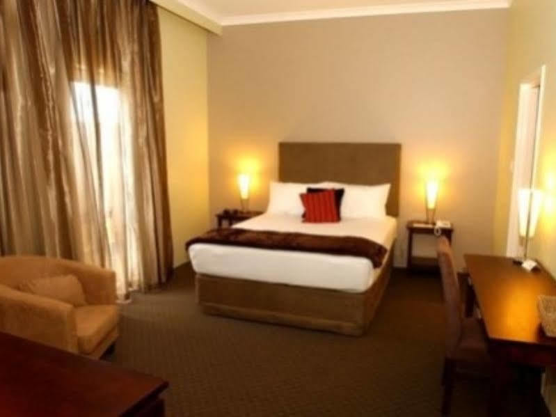 Joondalup City Hotel Perth Exterior foto